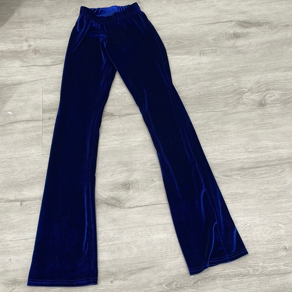 Brand new B dance wear blue velvet flare leggings size youth xs NWT